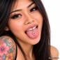 Preview: Zungenpiercing im Kuss Design
