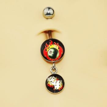 Round Picture Dangling Banana - "Acht/Würfel mit Flamme"