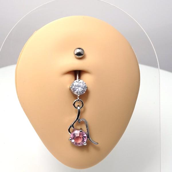 Bauchnabelpiercing mit Kristall und Anhänger