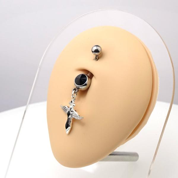 Bauchnabelpiercing m. schwarzem Stein