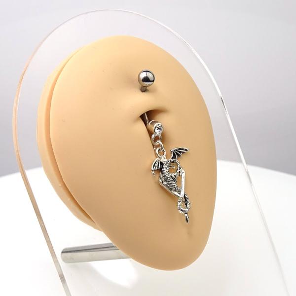 Bauchnabelpiercing
