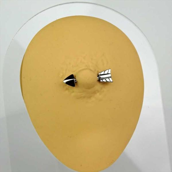Brustpiercing Pfeil 12mm