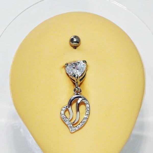 Bauchnabelpiercing mit Kristall-Herz
